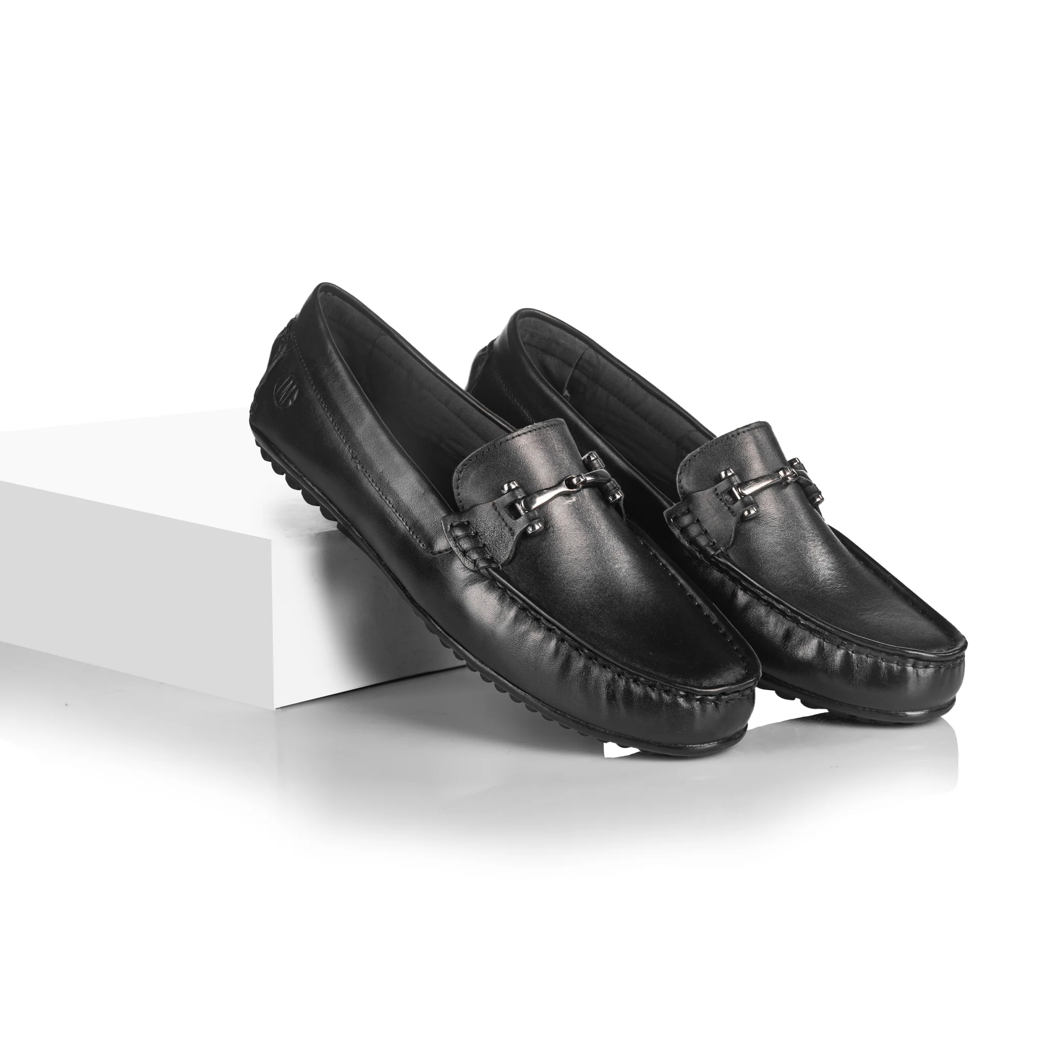 Grifin (Piano Black) - Image 3