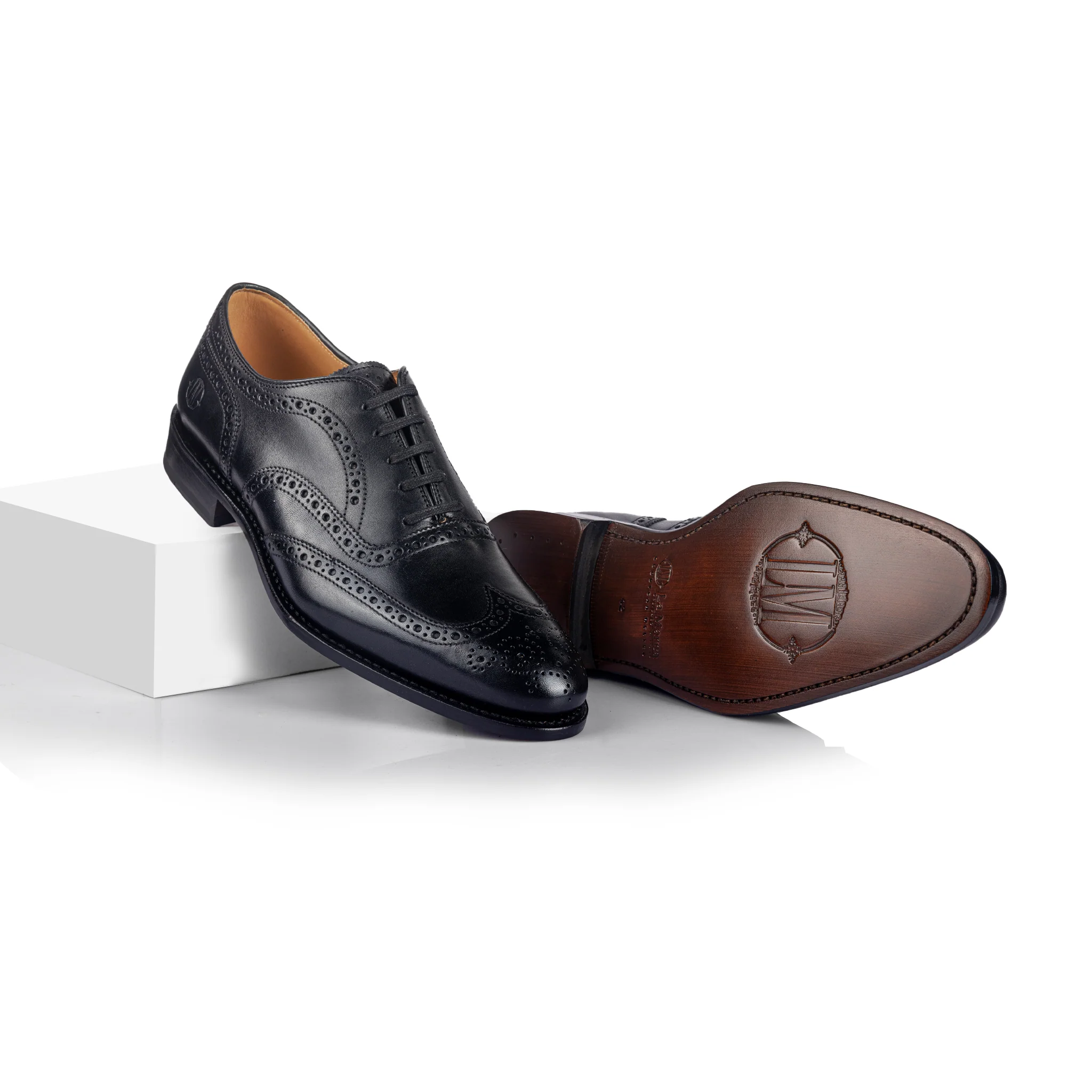 Hamilton Brogue Oxford (Piano Black) - Image 7