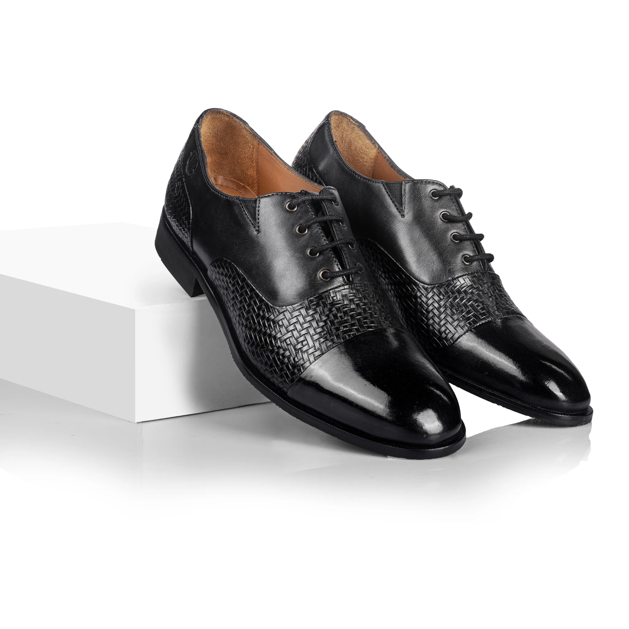 William Int Woven (Piano Black) - Image 3
